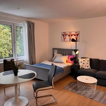 Fc-Apartmenthaus Falkensee Mit Grossem Garten Und Pkw Stellflaechen Extérieur photo