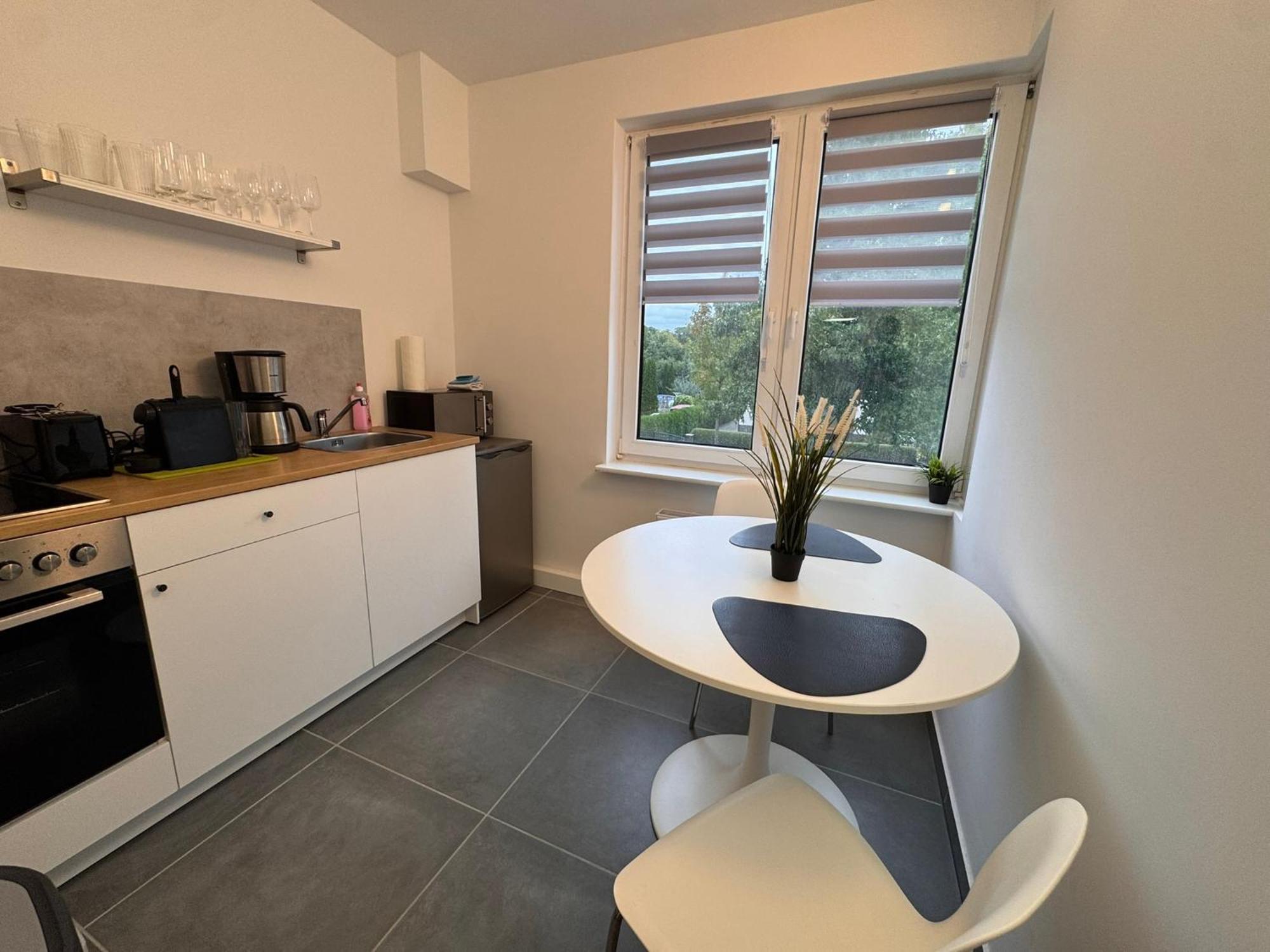 Fc-Apartmenthaus Falkensee Mit Grossem Garten Und Pkw Stellflaechen Extérieur photo