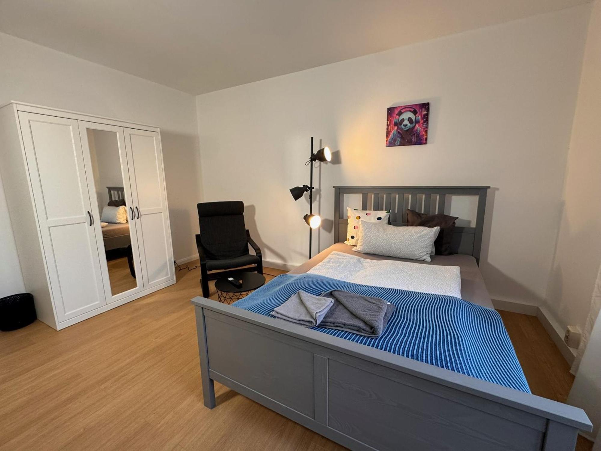 Fc-Apartmenthaus Falkensee Mit Grossem Garten Und Pkw Stellflaechen Extérieur photo